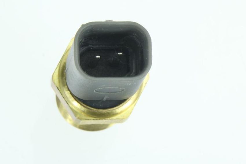 URO Parts DG1417129 Coolant Temperature Sensor