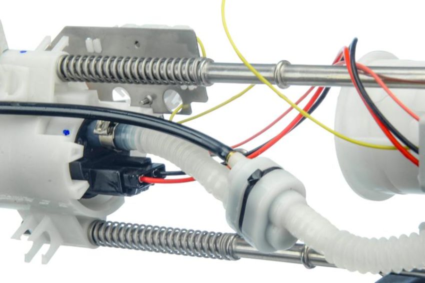 URO Parts FD0517233 Fuel Pump Assembly