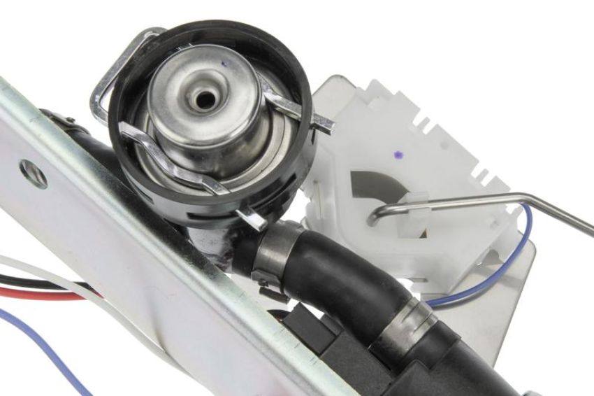 URO Parts FD0517372 Fuel Pump and Sender Assembly
