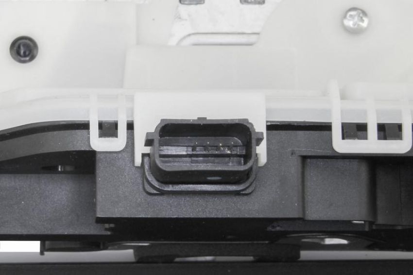 URO Parts FD0816430 Door Latch/Actuator Assembly