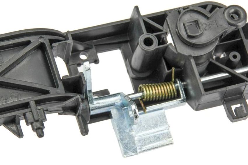 URO Parts FD0817213 Exterior Door Handle Reinforcement