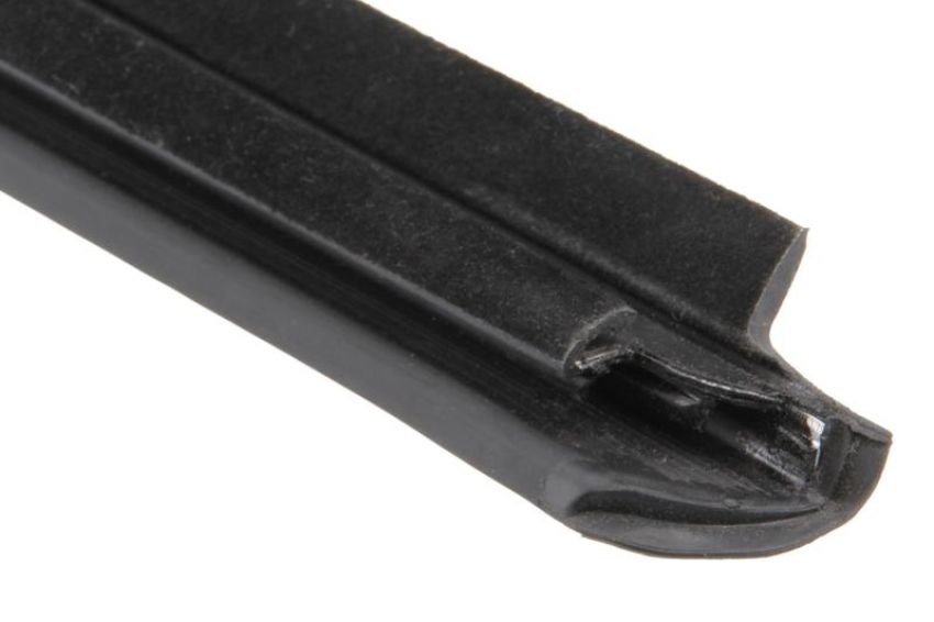 URO Parts FD0819921 Window Belt Molding
