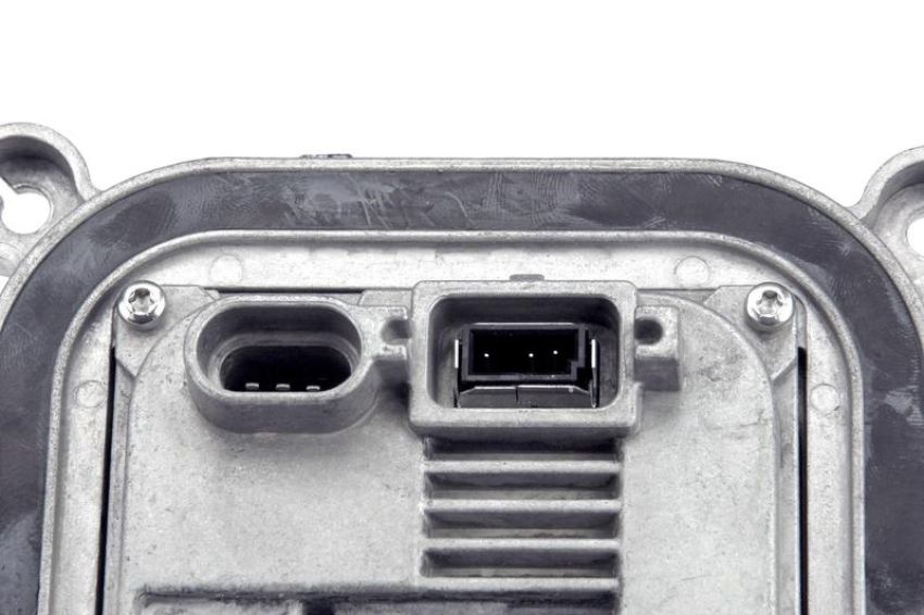 URO Parts FD1313323 Xenon Headlight Control Unit
