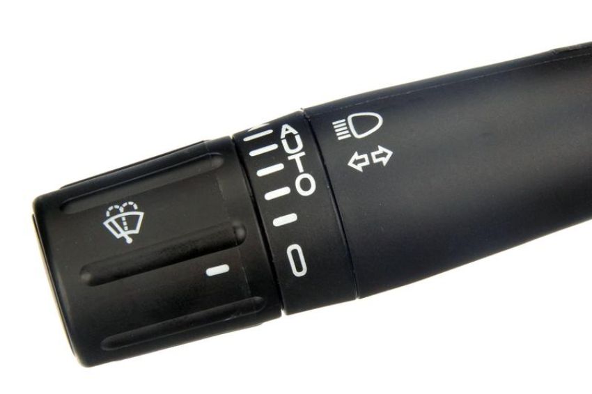 URO Parts FD1317135 Combination Switch