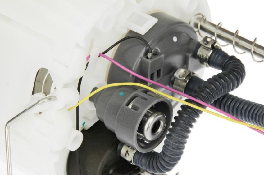 URO Parts GM0516955 Fuel Pump Assembly