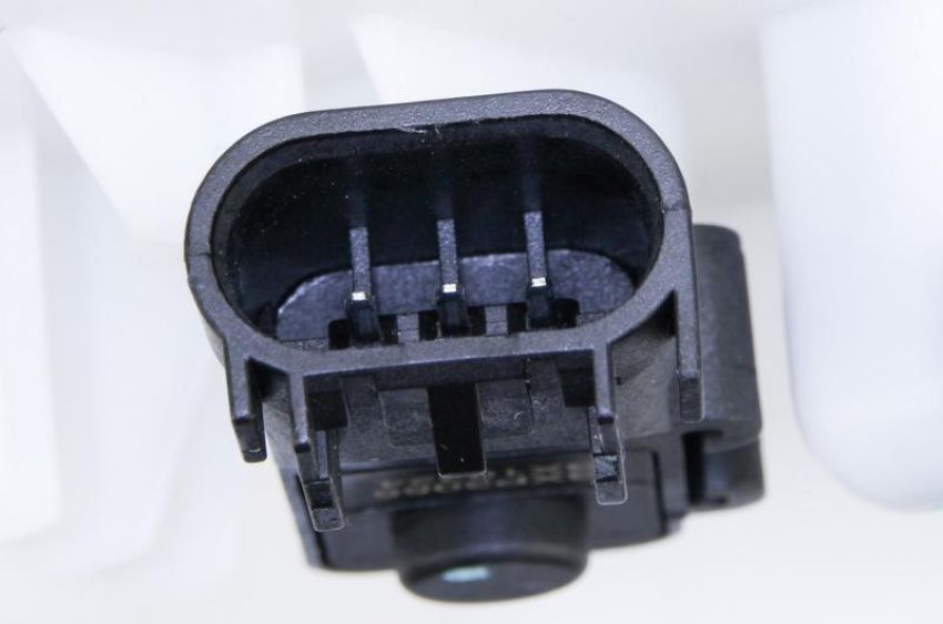 URO Parts GM0516955 Fuel Pump Assembly