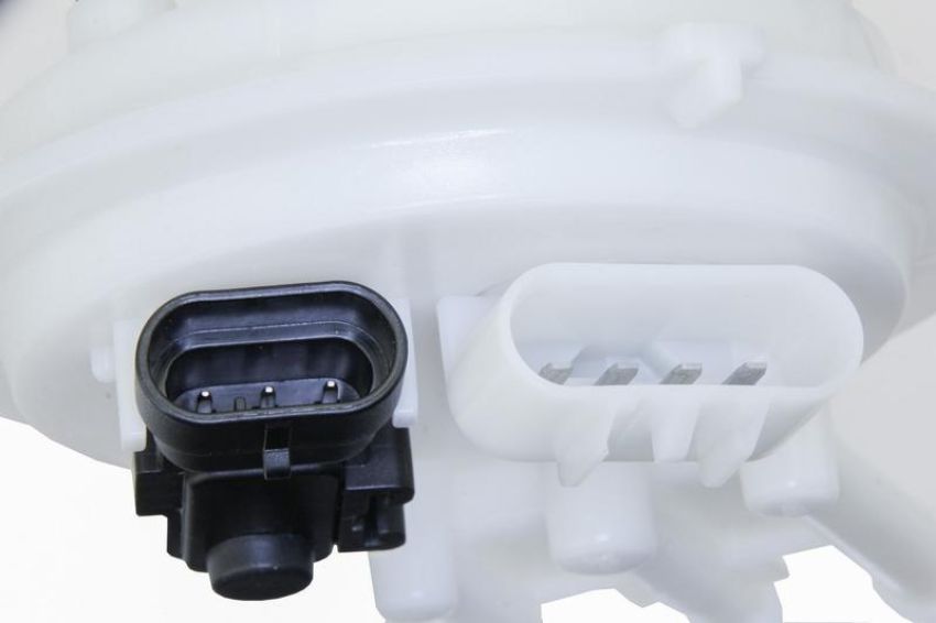 URO Parts GM0517236 Fuel Pump Assembly