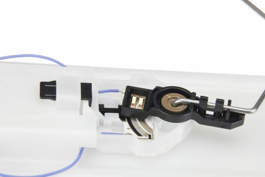 URO Parts GM0517252 Fuel Pump Assembly