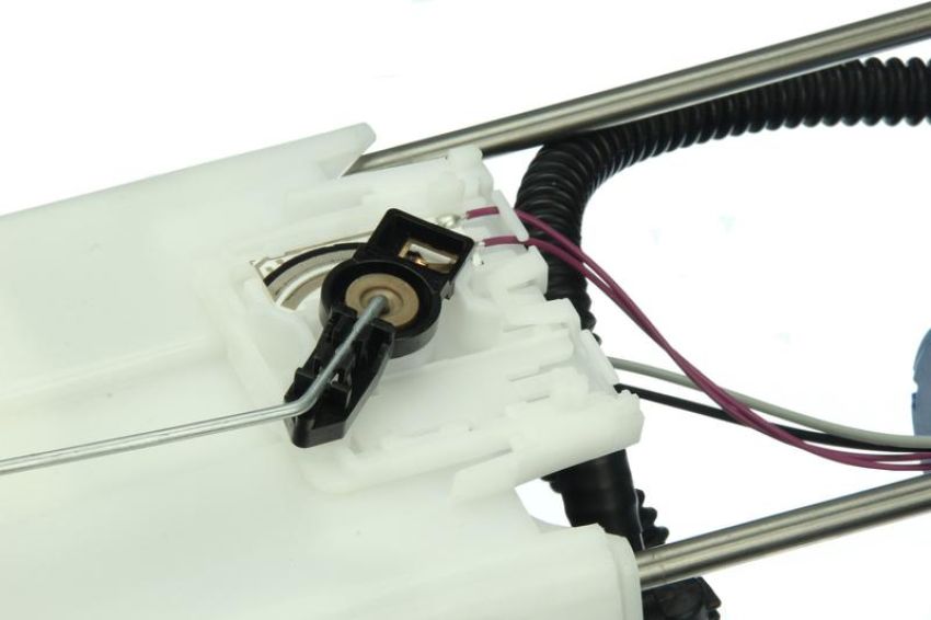 URO Parts GM0517270 Fuel Pump Assembly