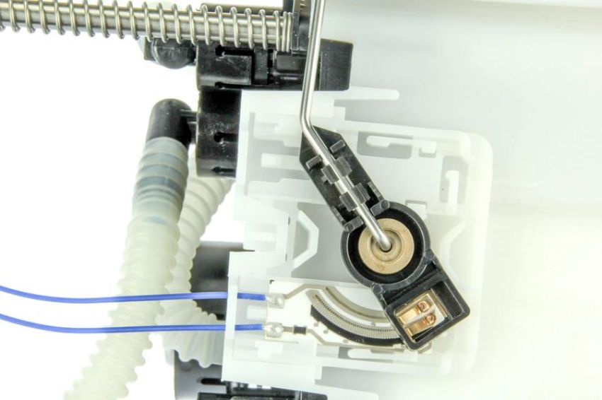 URO Parts GM0517271 Fuel Pump Assembly