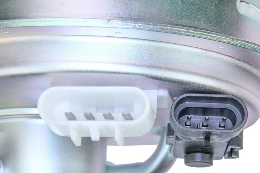 URO Parts GM0517271 Fuel Pump Assembly