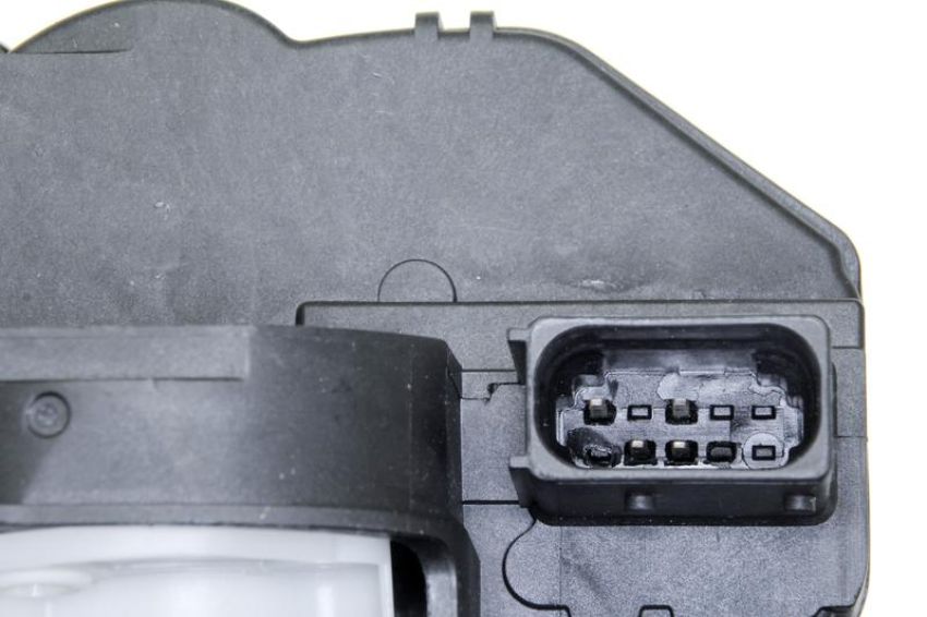 URO Parts GM0816441 Door Latch/Actuator Assembly