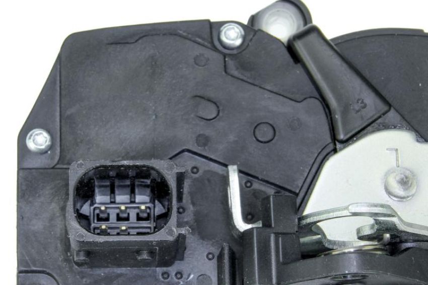 URO Parts GM0818014 Door Latch/Actuator Assembly