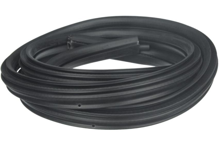 URO Parts GM0818589 Door Seal