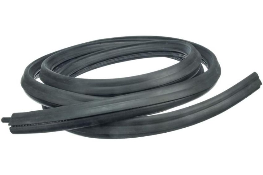 URO Parts GM0819040 Door Seal