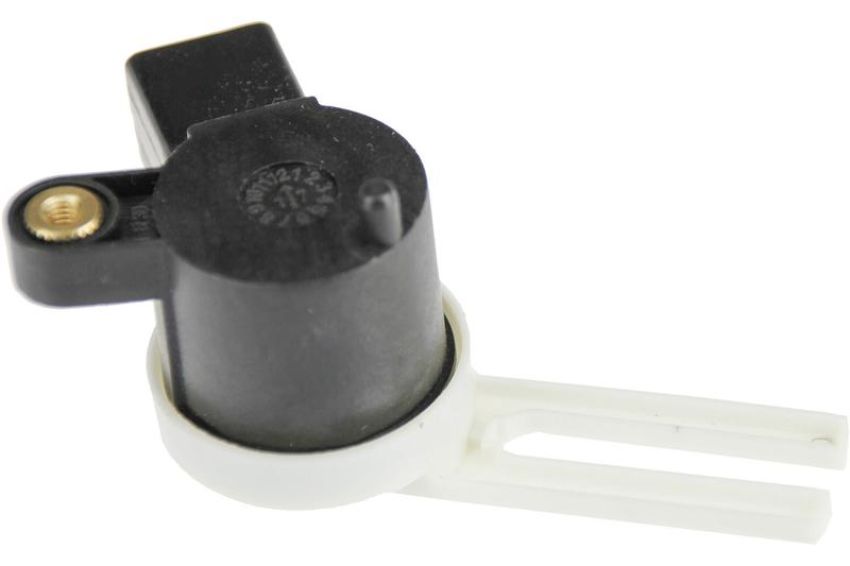 URO Parts GM1317168 Brake Pedal Position Sensor