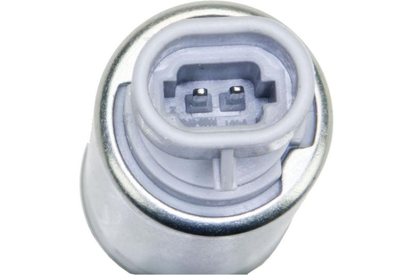 URO Parts GM1415991 Variable Valve Timing (VVT) Solenoid
