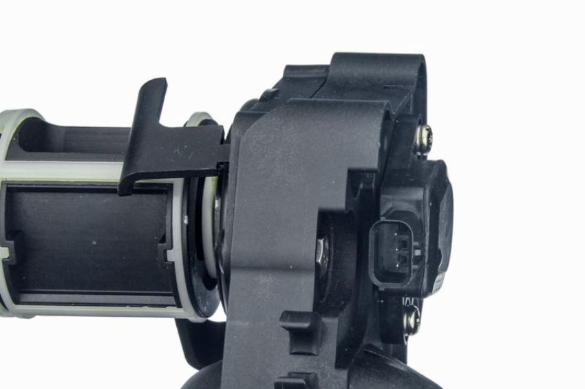URO Parts HA0517704 Intake Manifold Runner Control Valve