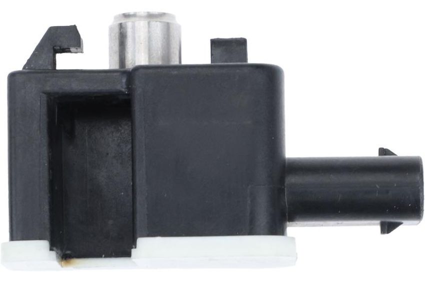 URO Parts JE0421527 Differential Axle Lock Sensor Kit