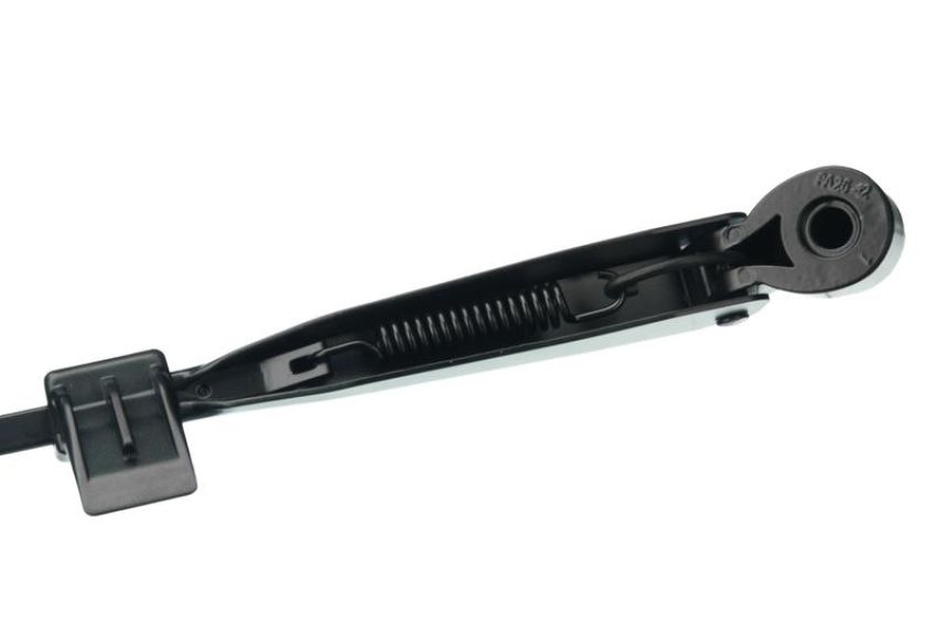 URO Parts JE0818618 Rear Windshield Wiper Arm/Blade