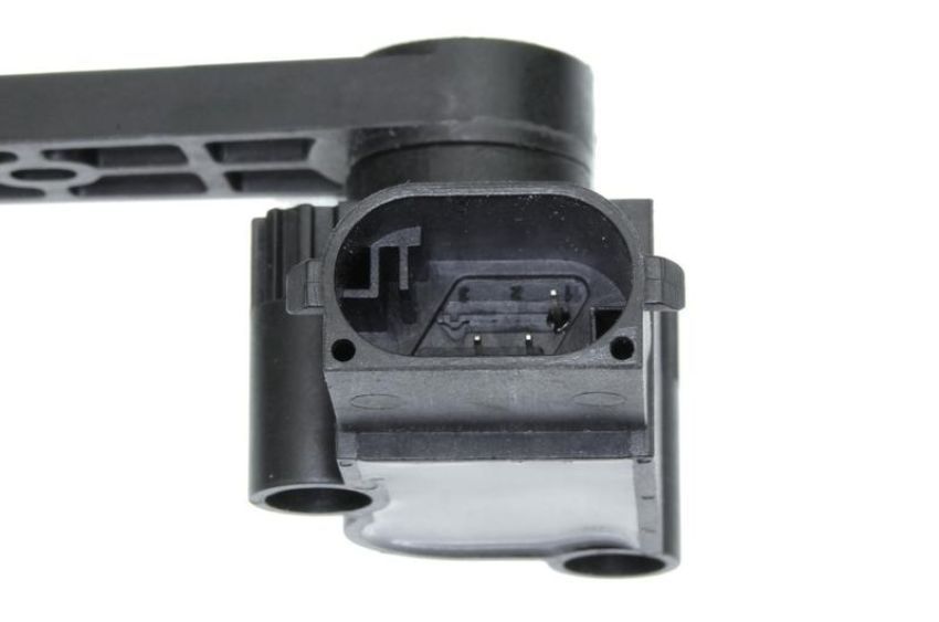 URO Parts LR020159 Suspension Ride Height Sensor
