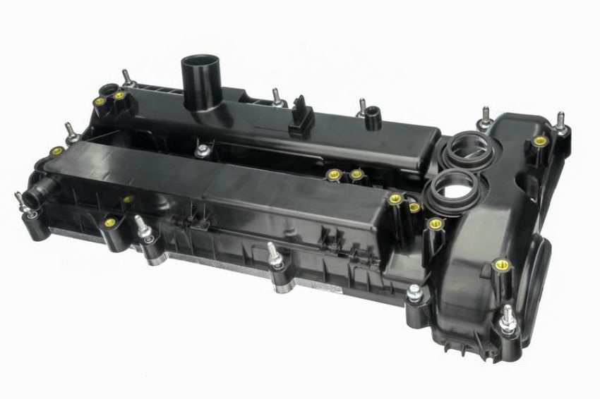 URO Parts LR070360 Valve Cover w/ Gasket