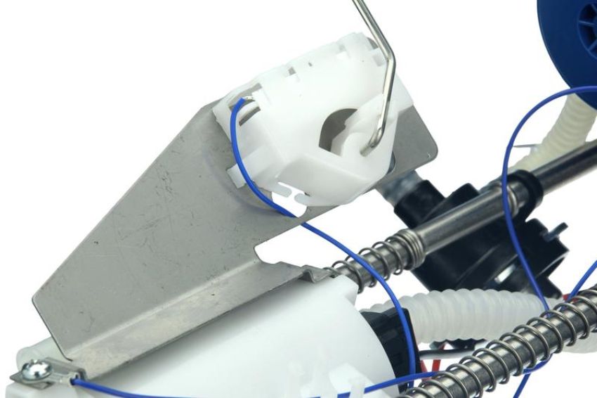 URO Parts MA0517231 Fuel Pump Assembly
