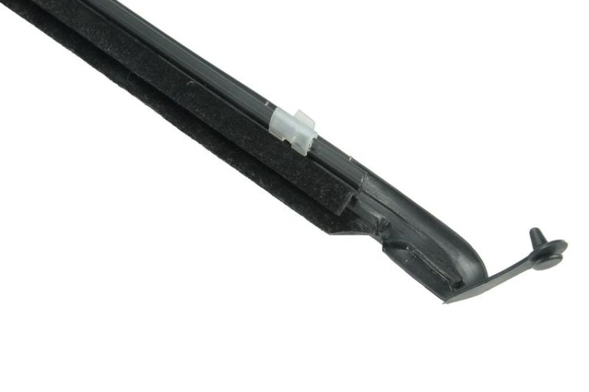 URO Parts MA0817099 Door Window Belt Weatherstrip