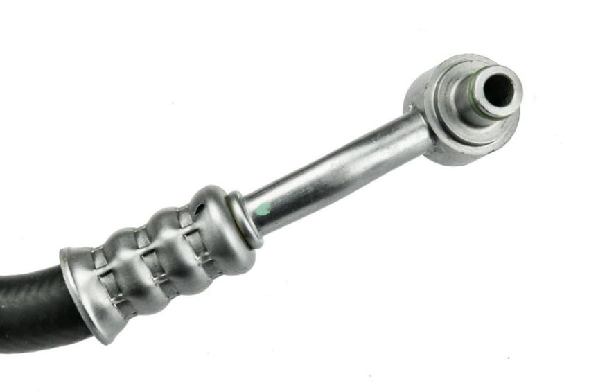 URO Parts MNE3999AA Power Steering Return Hose