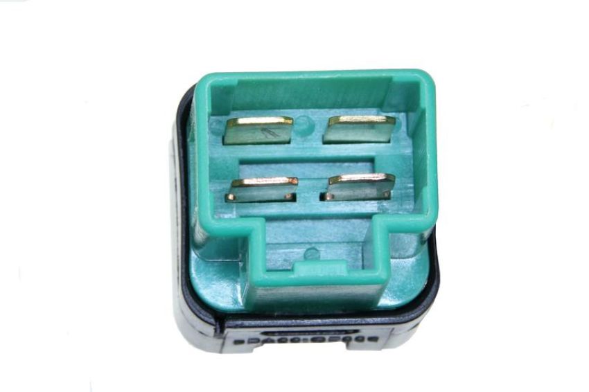 URO Parts NI1315881 Brake Light Switch
