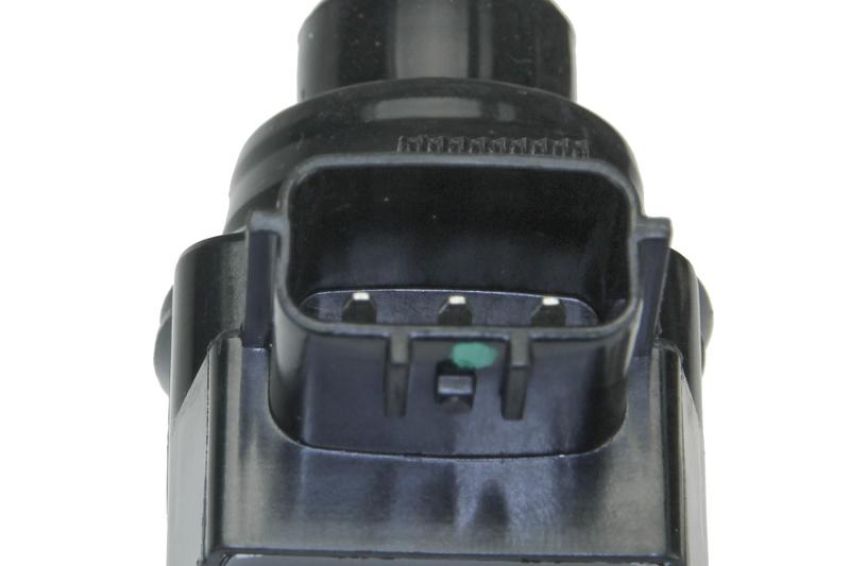 URO Parts NI1316052 Ignition Coil