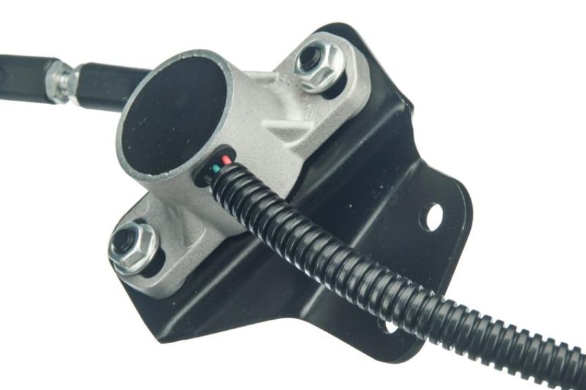 URO Parts NI1316970 Suspension Ride Height Sensor