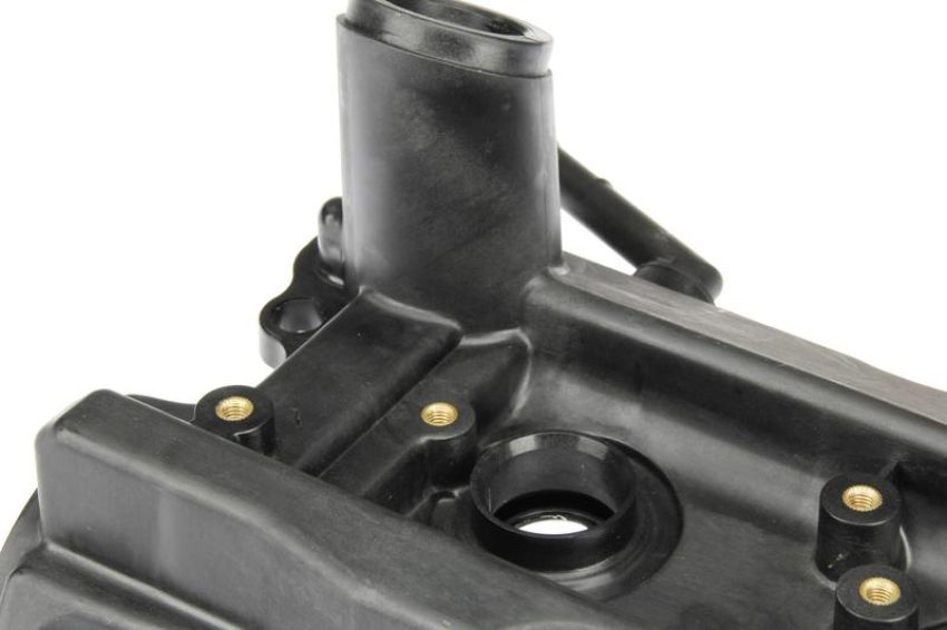 URO Parts NI1416814 Valve Cover w/ Gasket
