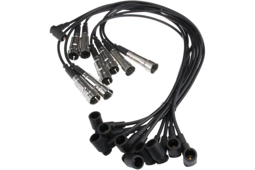 URO Parts Q4150028 Spark Plug Wire Set