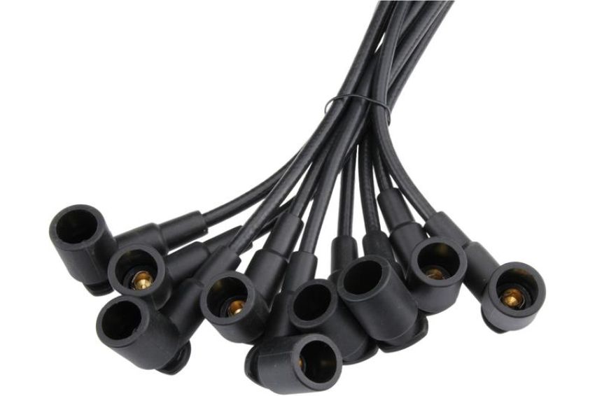 URO Parts Q4150028 Spark Plug Wire Set