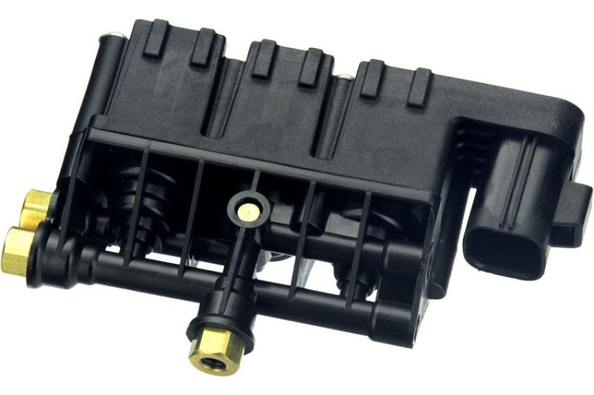 URO Parts RVH500050 Air Suspension Solenoid Valve