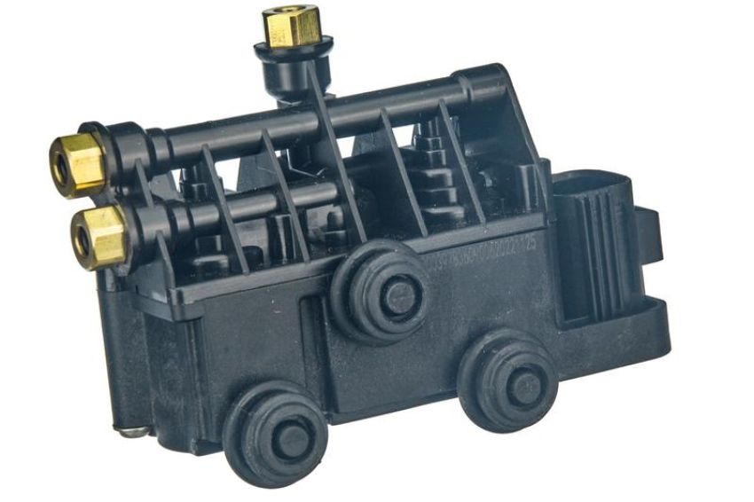 URO Parts RVH500060 Air Suspension Solenoid Valve