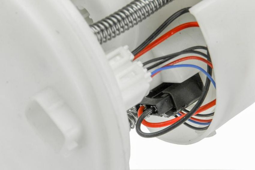 URO Parts SU0514162 Fuel Pump Assembly