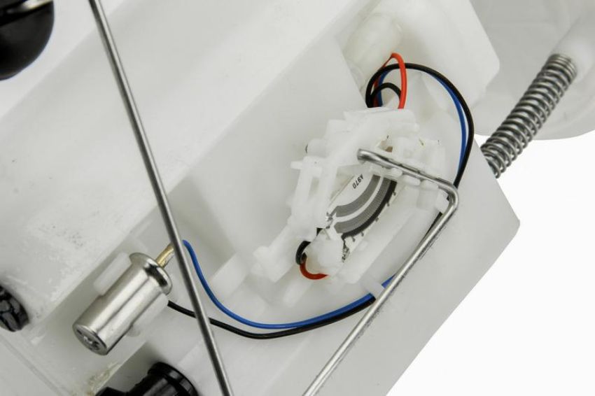 URO Parts SU0514162 Fuel Pump Assembly