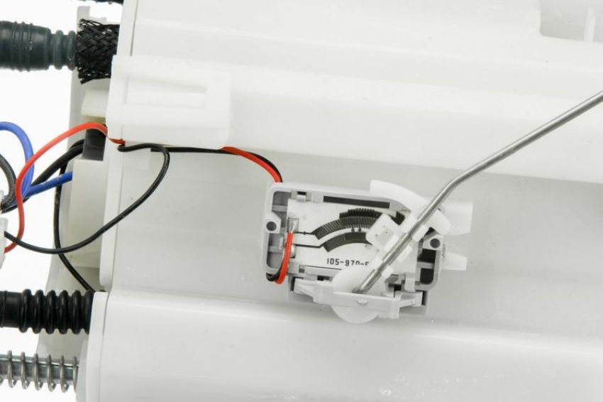 URO Parts SU0516509 Fuel Pump Assembly