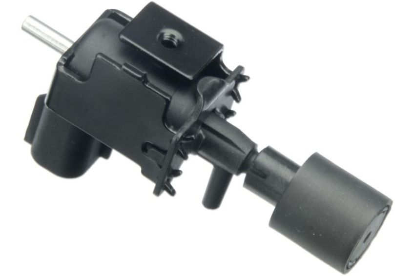 URO Parts TY0318820 Vacuum Switching Valve
