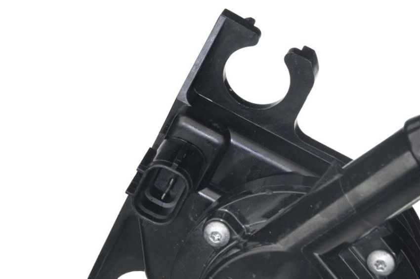 URO Parts TY0717572 Electric Inverter Water Pump