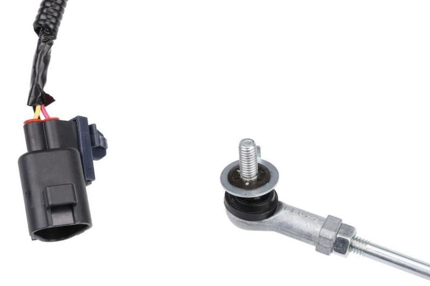 URO Parts TY1321020 Suspension Height Level Sensor