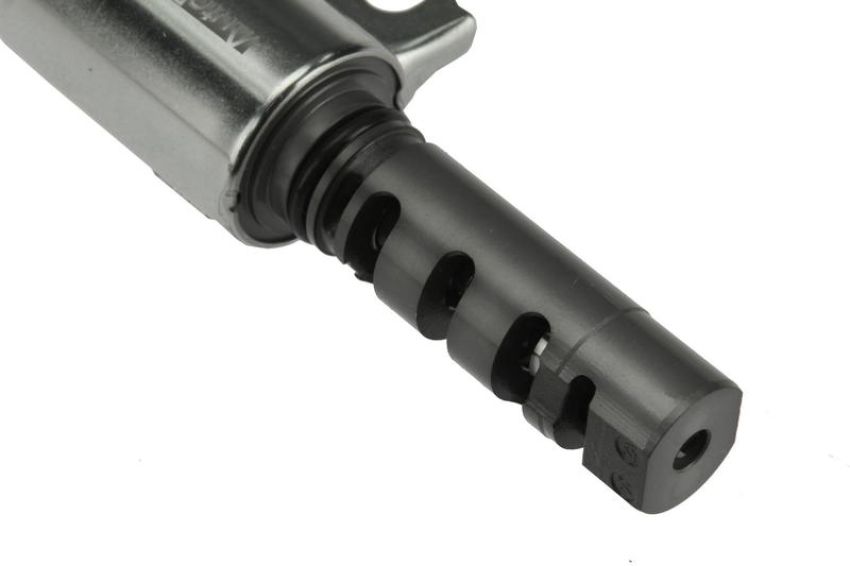 URO Parts TY1415985 Variable Valve Timing (VVT) Solenoid
