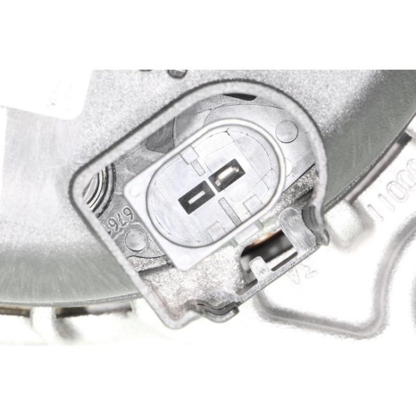 VEMO V10-13-50032 Alternator