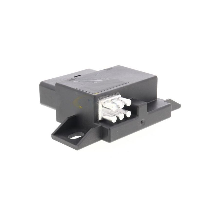 VEMO V15-71-0068 Relay, fuel pump