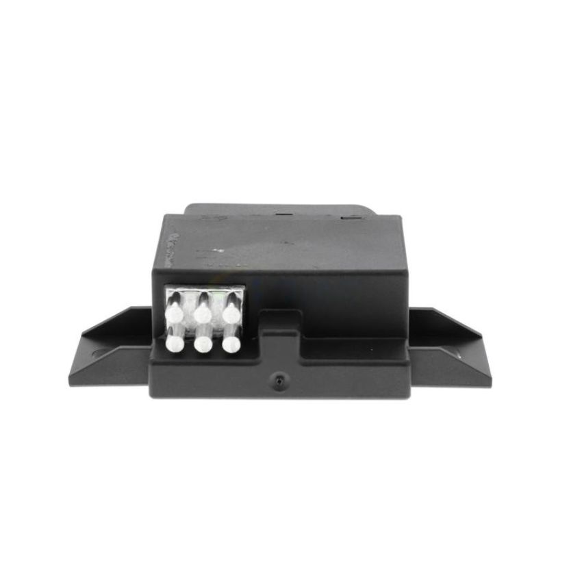 VEMO V15-71-0069 Relay, fuel pump