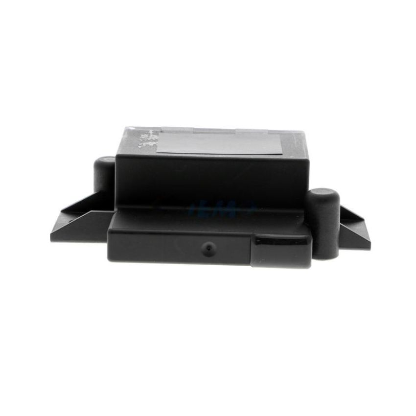 VEMO V15-71-0070 Relay, fuel pump