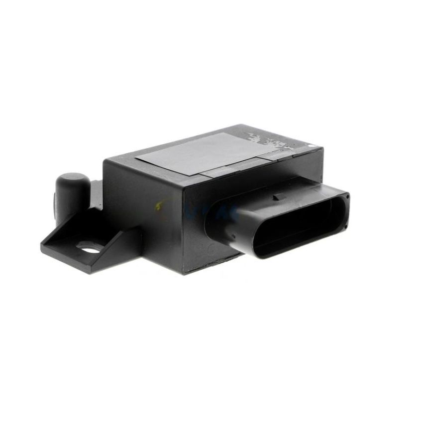 VEMO V15-71-0070 Relay, fuel pump