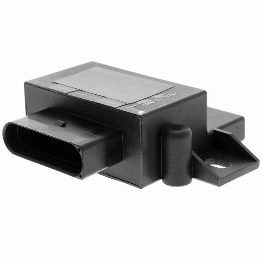 VEMO V15-71-0070 Relay, fuel pump